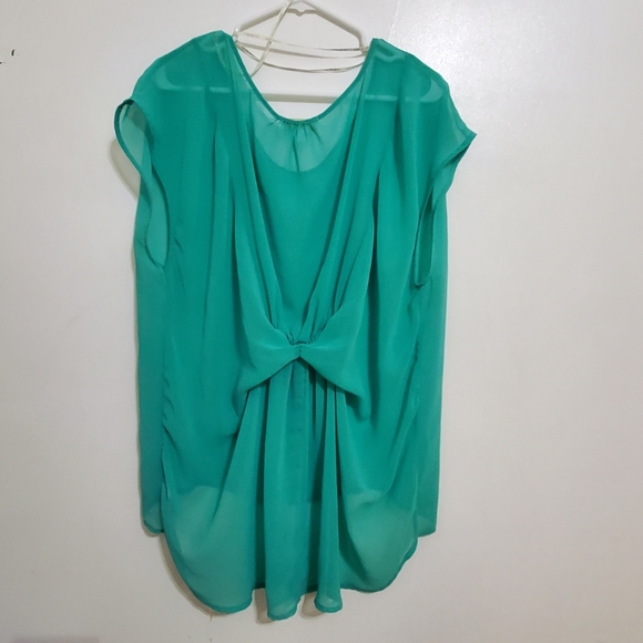 Top - Picture 3 of 3